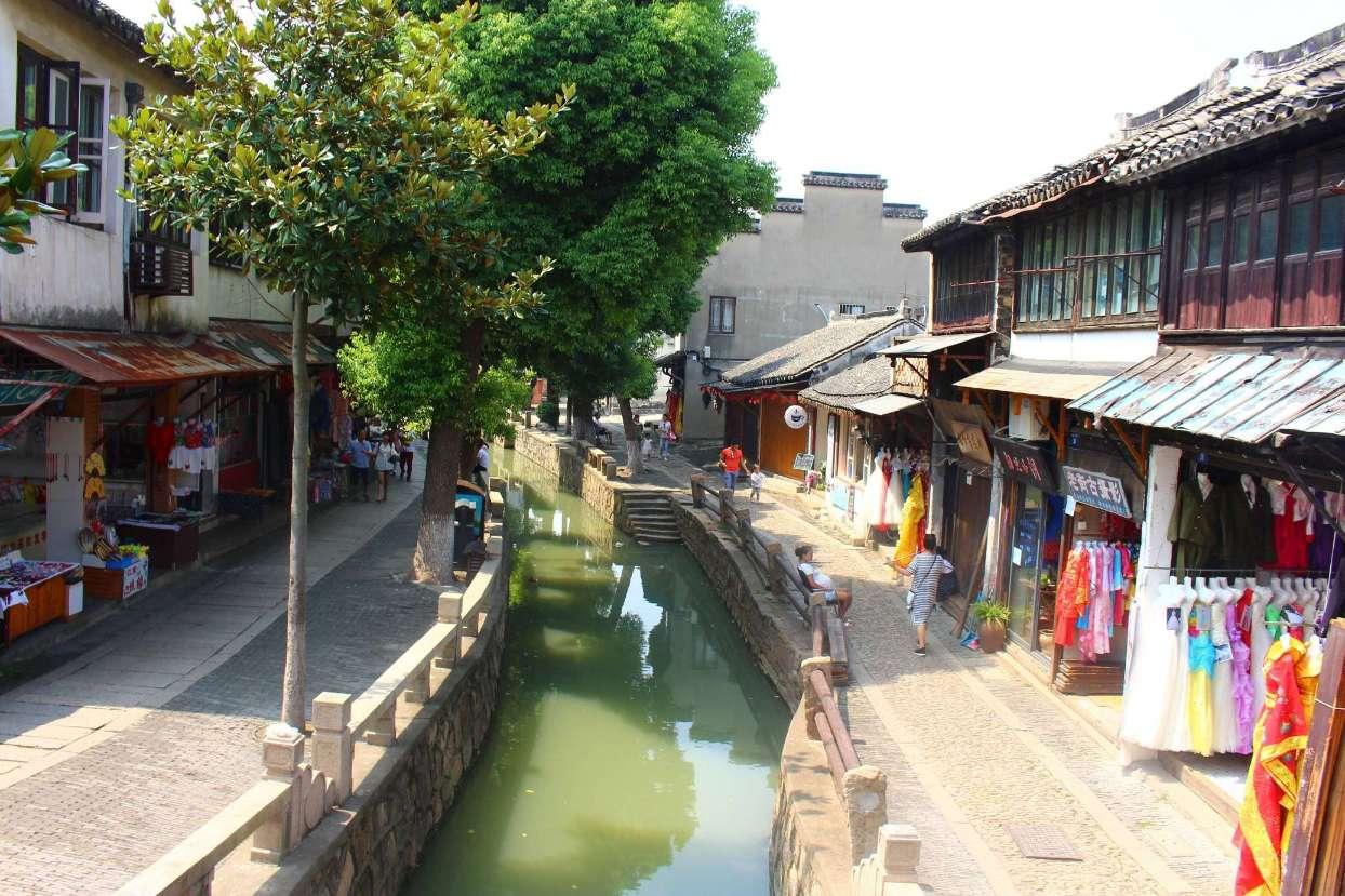 逃离危险禁地